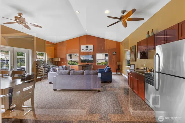 $370,000 | 23810 12th Place South, Unit 504, Des Moines, WA 98198