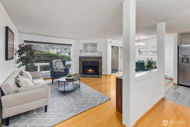 $370,000 | 23810 12th Place South, Unit 504, Des Moines, WA 98198