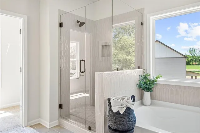 $499,900 | 5575 Overview Drive, Flowery Branch, GA 30542