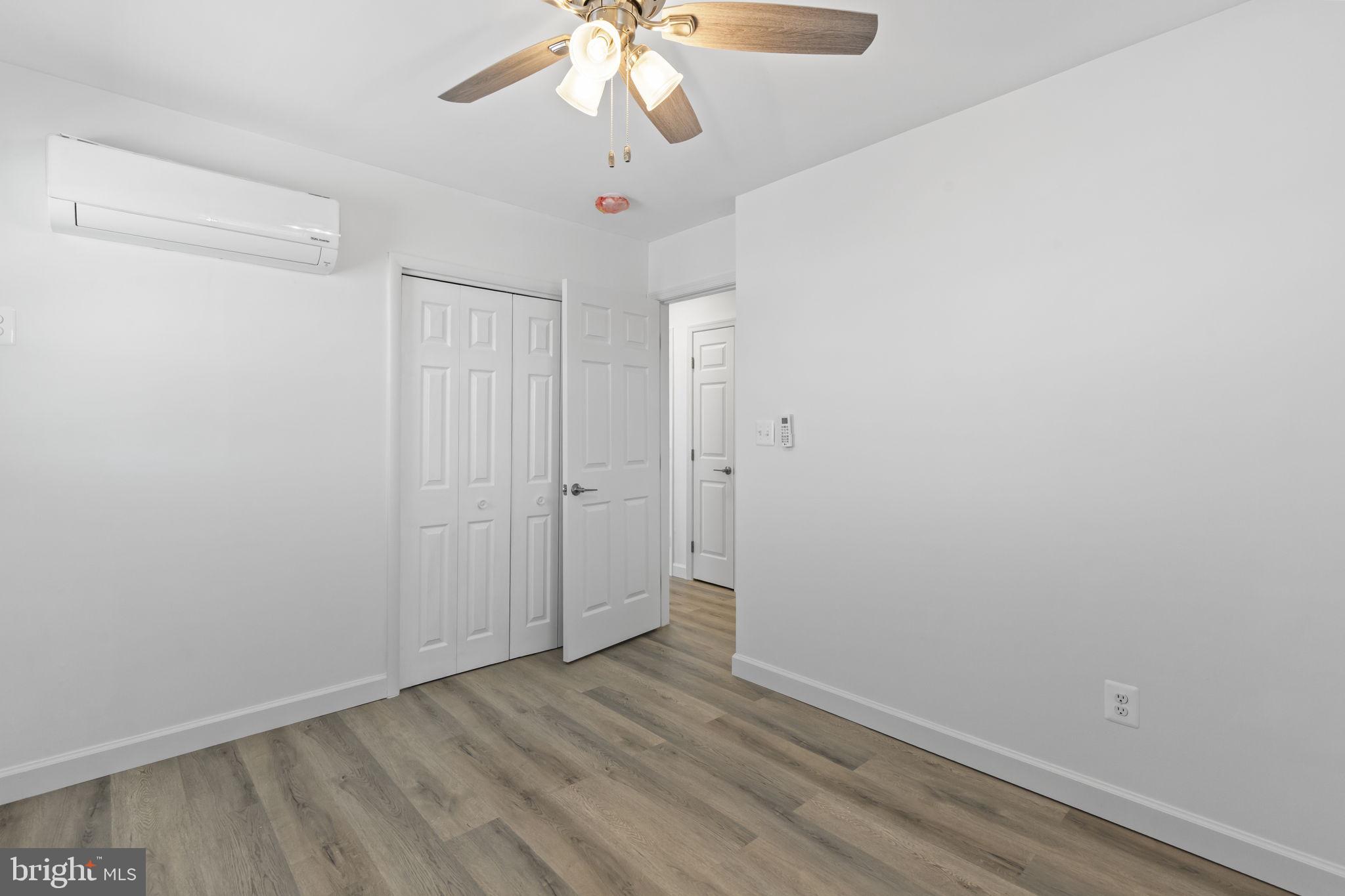 7212 Bay Front Road Baltimore, MD 21219 - Photo 16 of 37