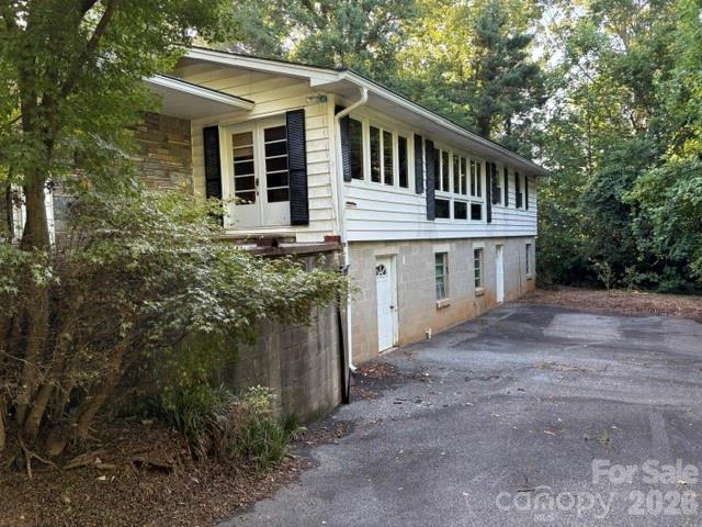 255 Glengarnock Road Tryon, NC 28782 - Photo 4 of 24