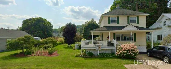$285,000 | 221 West Superior Street, Munising, MI 49862