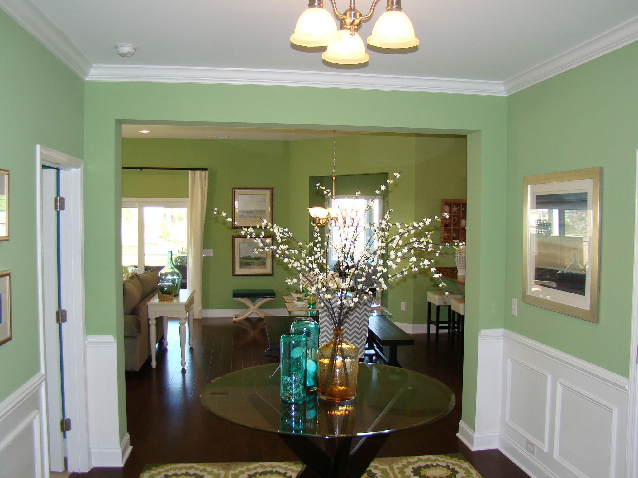 136 Phoebe Road Summerville, SC 29483 - Photo 4 of 13 Entry hall