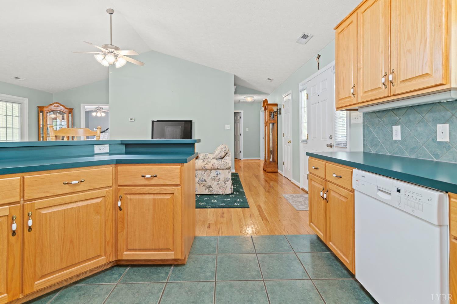 298 Braxton Ridge Road Amherst, VA 24521 - Photo 15 of 56