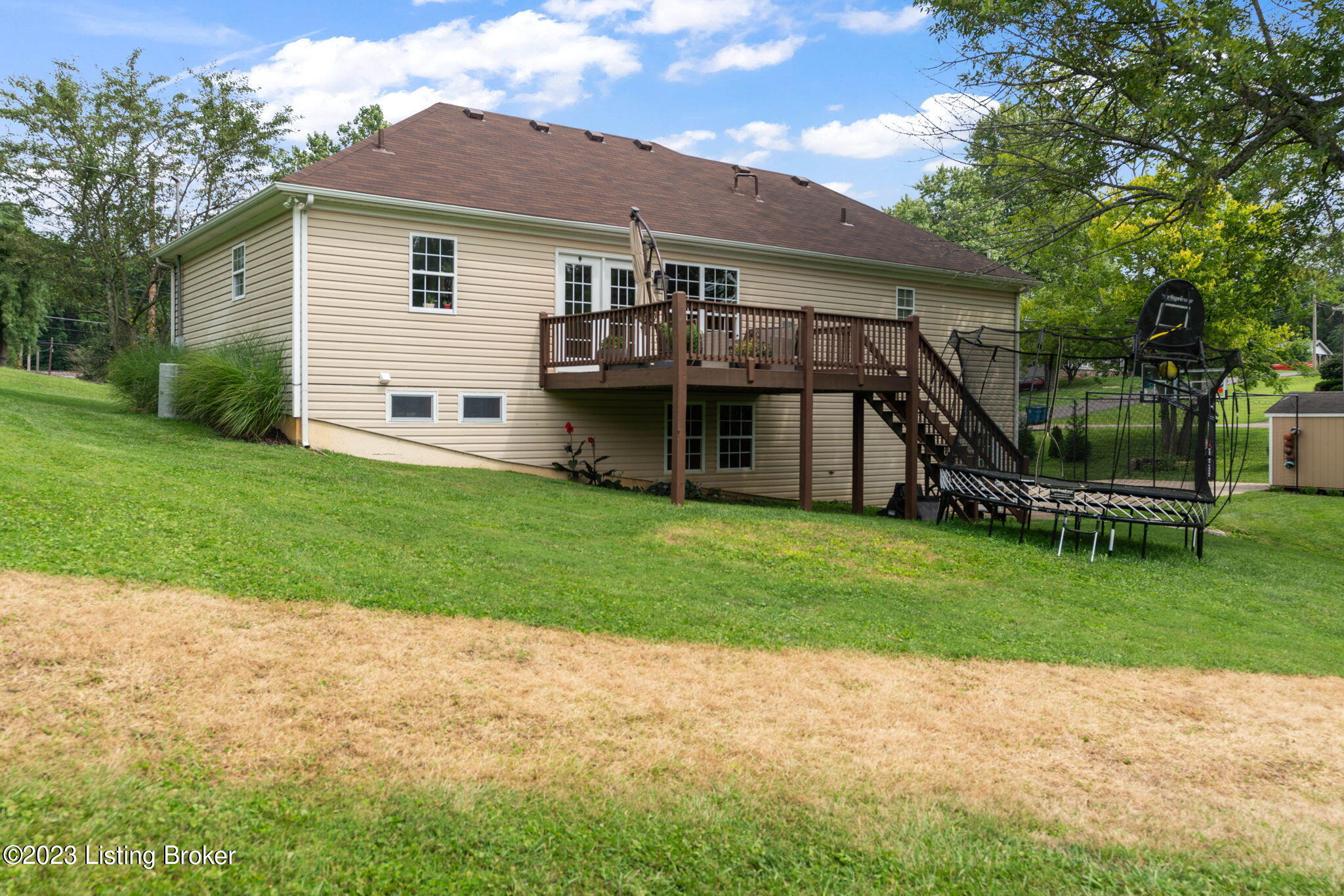 6710 Robin Road Crestwood, KY 40014 - Photo 13 of 54 13-web-or-mls-6710 Robin Rd-13