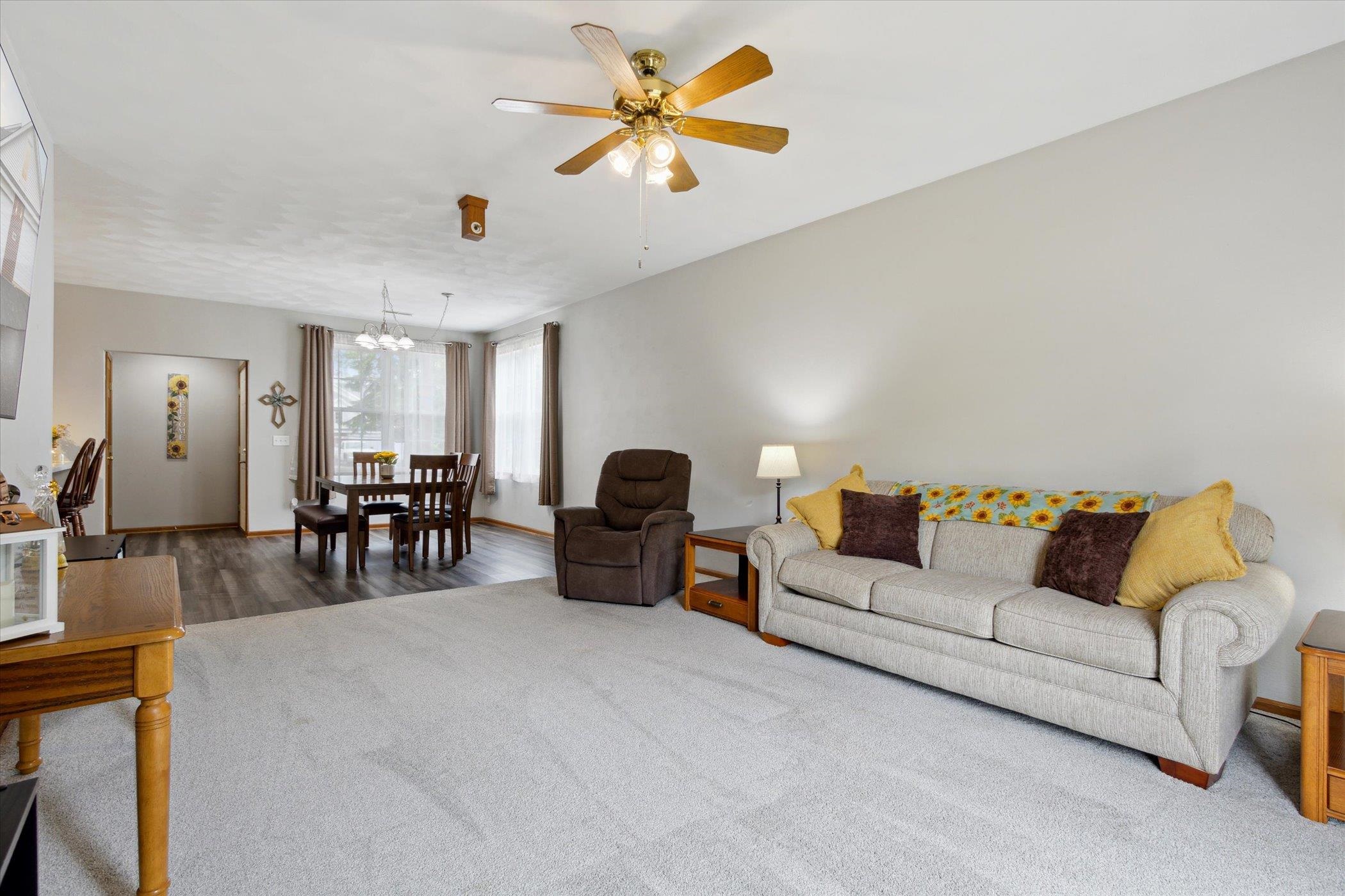10156 Metalmark Lane, Unit 2 Roscoe, IL 61073 - Photo 13 of 38 a living room with furniture