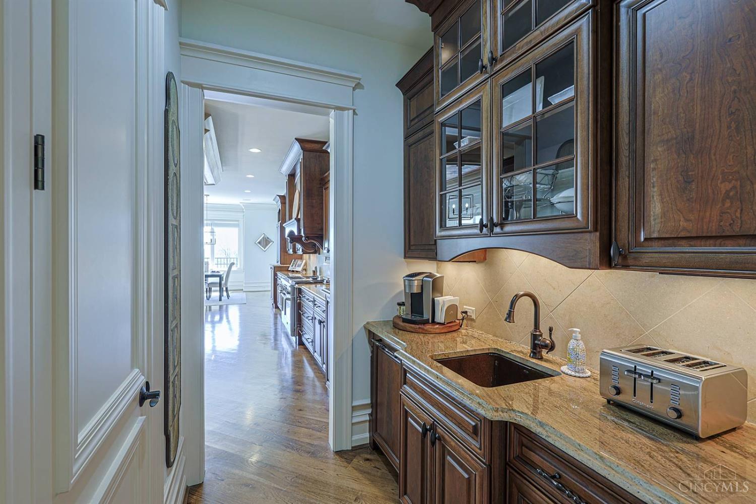 7951 Ayers Road Cincinnati, OH 45255 - Photo 29 of 99