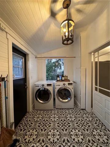 $4,500 | 323 West 18th Street, Santa Ana, CA 92706