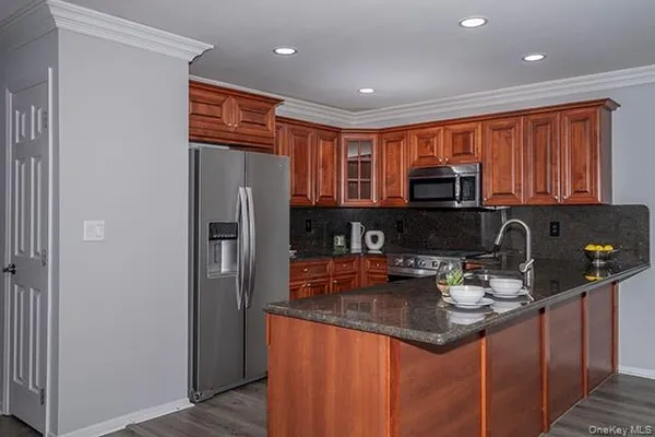$4,145 | 7 Neal Path, Unit 7, Centereach, NY 11720