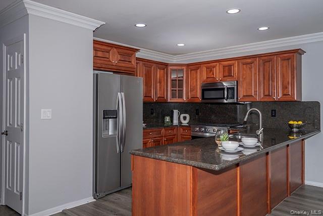 7 Neal Path, Unit 7 Centereach, NY 11720 - Photo 2 of 13