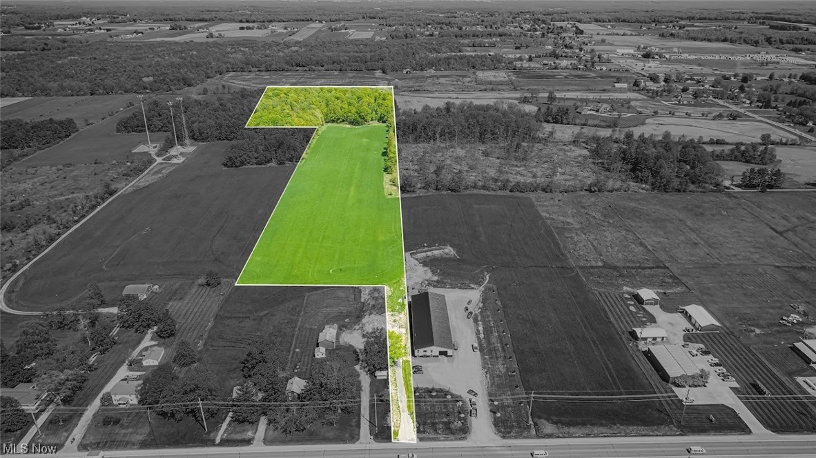 14829 Madison Road Middlefield, OH 44062 - Photo 1 of 20