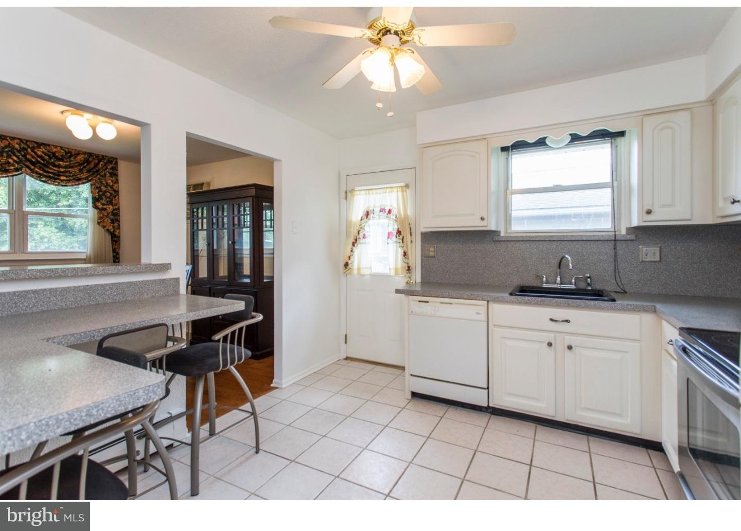 1443 Rothley Avenue Willow Grove, PA 19090 - Photo 8 of 25 In-law Suite