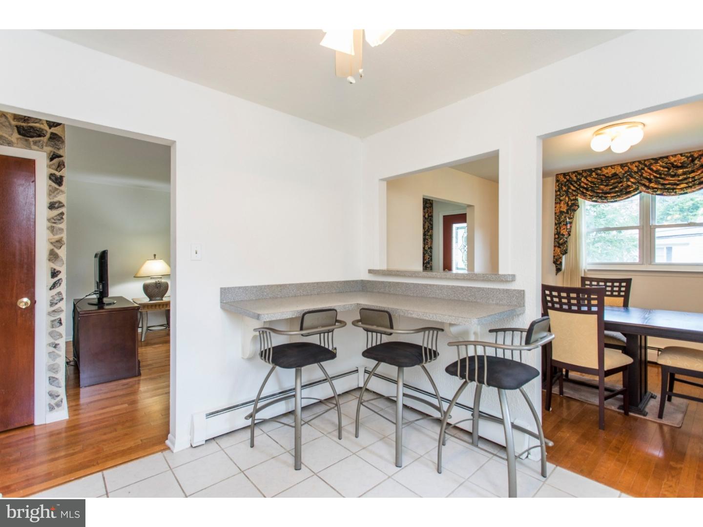 1443 Rothley Avenue Willow Grove, PA 19090 - Photo 10 of 25 Kitchen