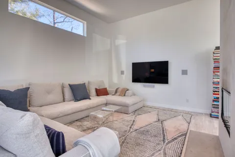 7 Chatfields Lane, East Hampton, NY 11937