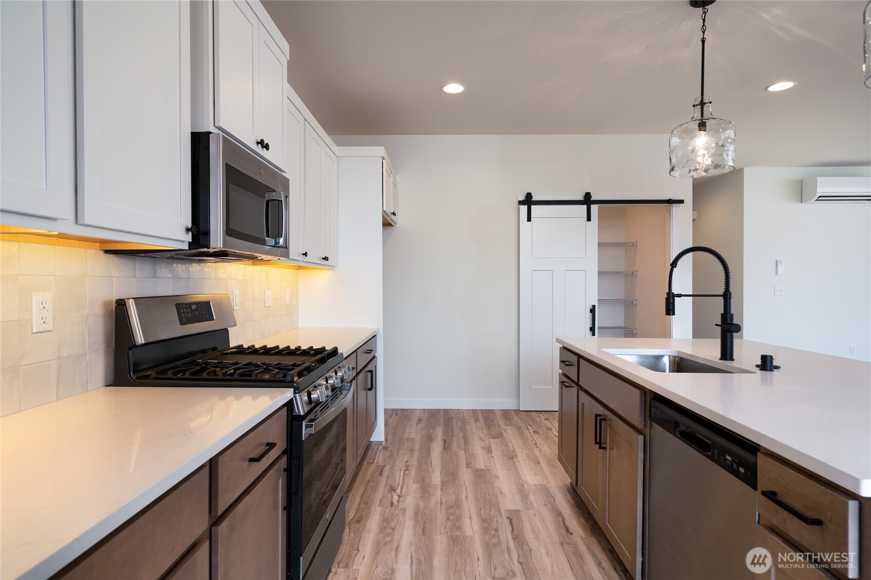 613 Legacy Way Sedro-Woolley, WA 98284 - Photo 12 of 40