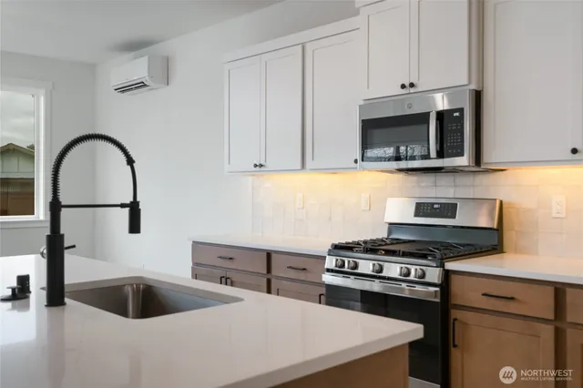 $799,900 | 613 Legacy Way, Sedro-Woolley, WA 98284