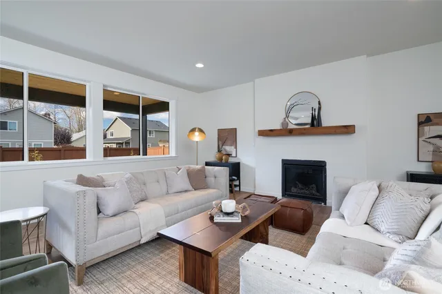 $799,900 | 613 Legacy Way, Sedro-Woolley, WA 98284