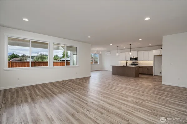 $799,900 | 613 Legacy Way, Sedro-Woolley, WA 98284