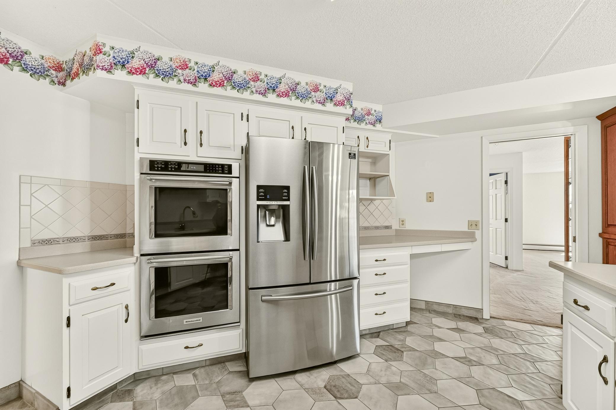 600 4th Street Southwest, Unit 402 Rochester, MN 55902 - Photo 3 of 28