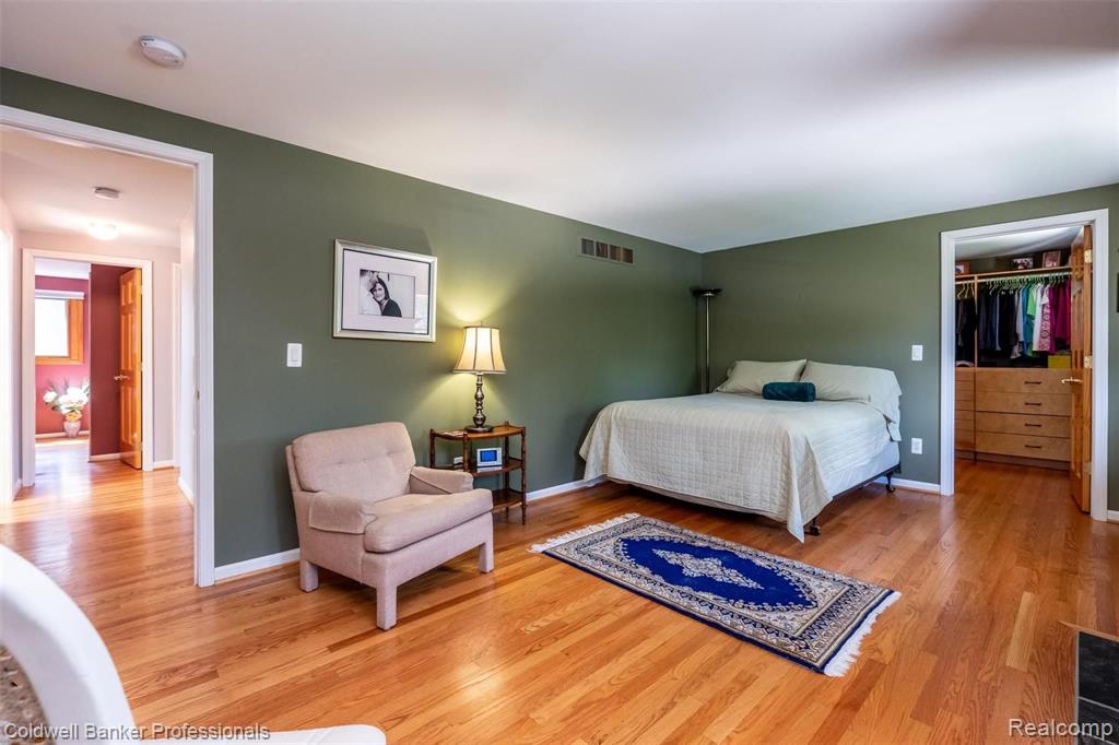 33669 York Ridge Street Farmington Hills, MI 48331 - Photo 33 of 46