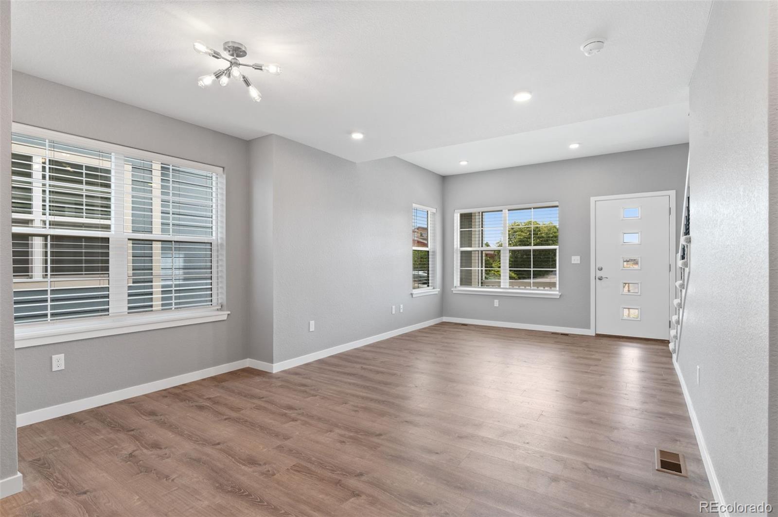 228 Ash Street Bennett, CO 80102 - Photo 8 of 29