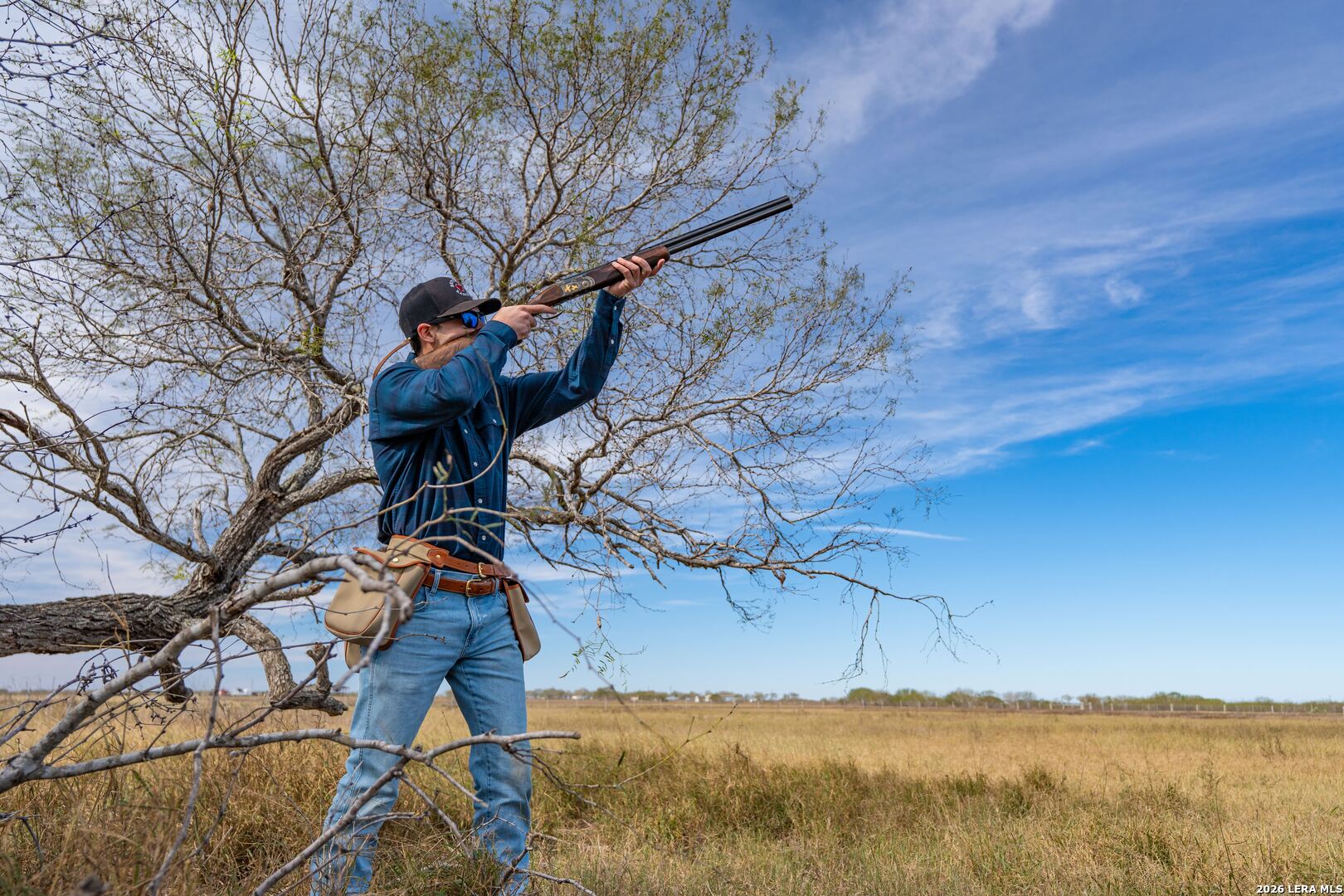 840 County Road 2250 Riviera, TX 78379 - Photo 20 of 45 a backyard of a house with table and chairs
