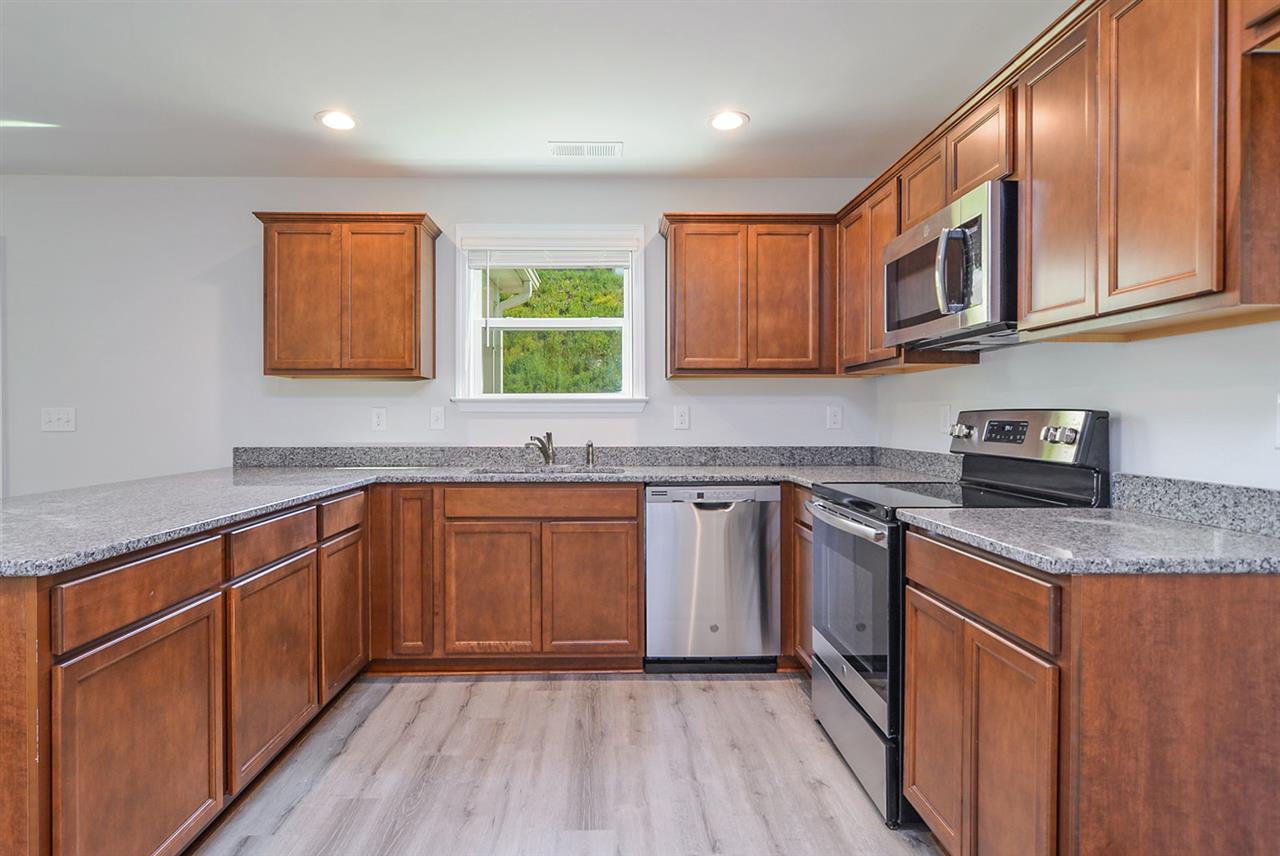 152 Butler Knoll Ct. Court Inman, SC 29349 - Photo 9 of 28