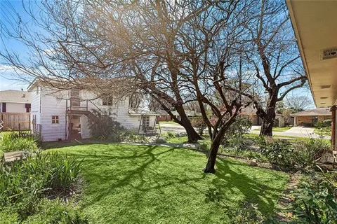 $340,000 | 1820 West Esplanade Avenue, Metairie, LA 70005