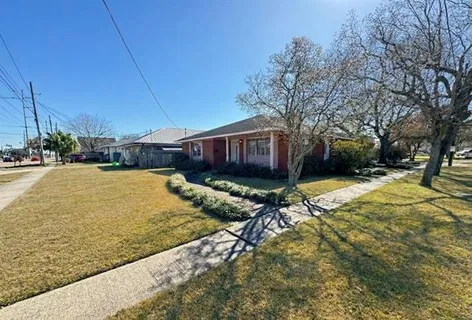 $340,000 | 1820 West Esplanade Avenue, Metairie, LA 70005