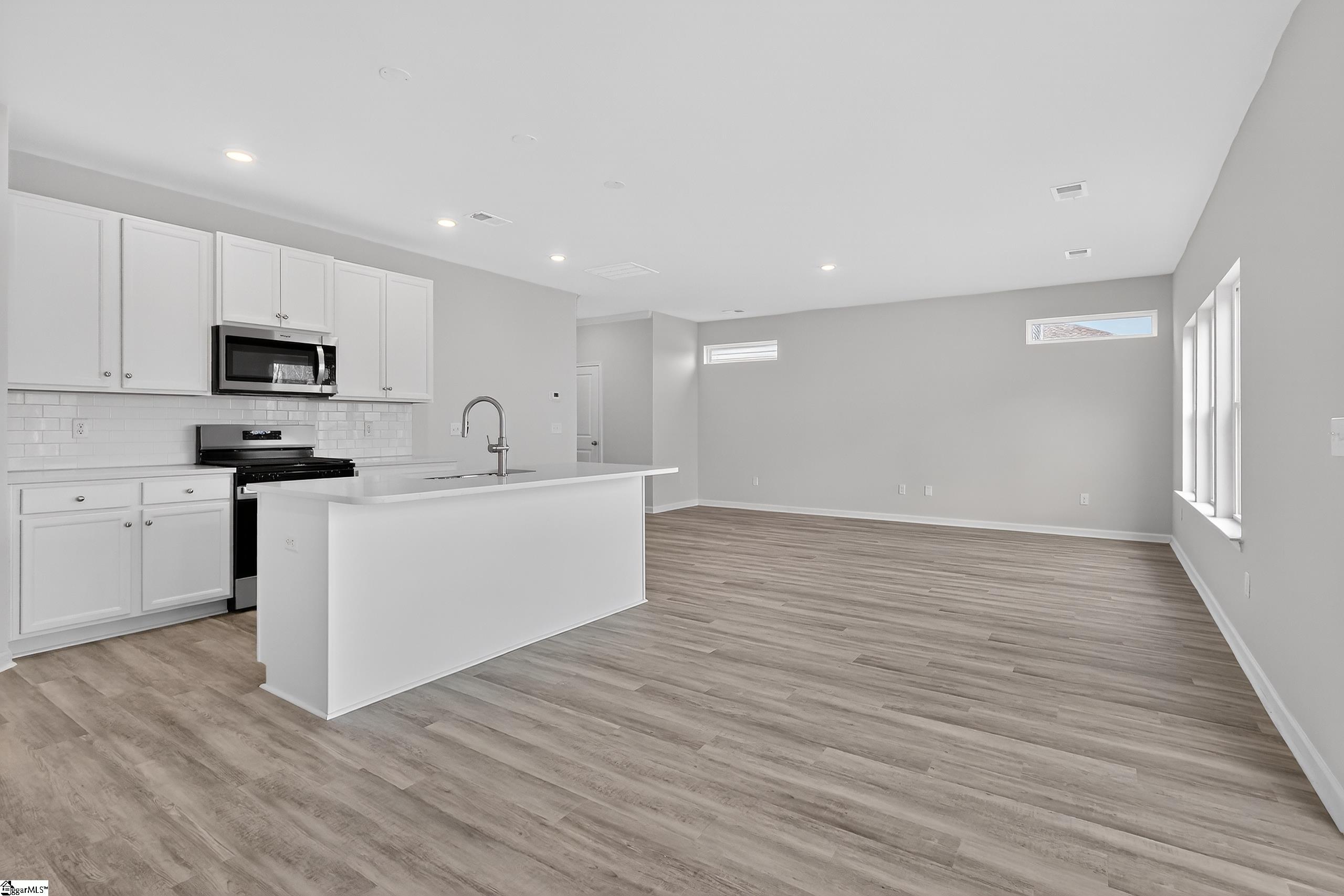 101 Leacock Drive Fountain Inn, SC 29644 - Photo 15 of 32