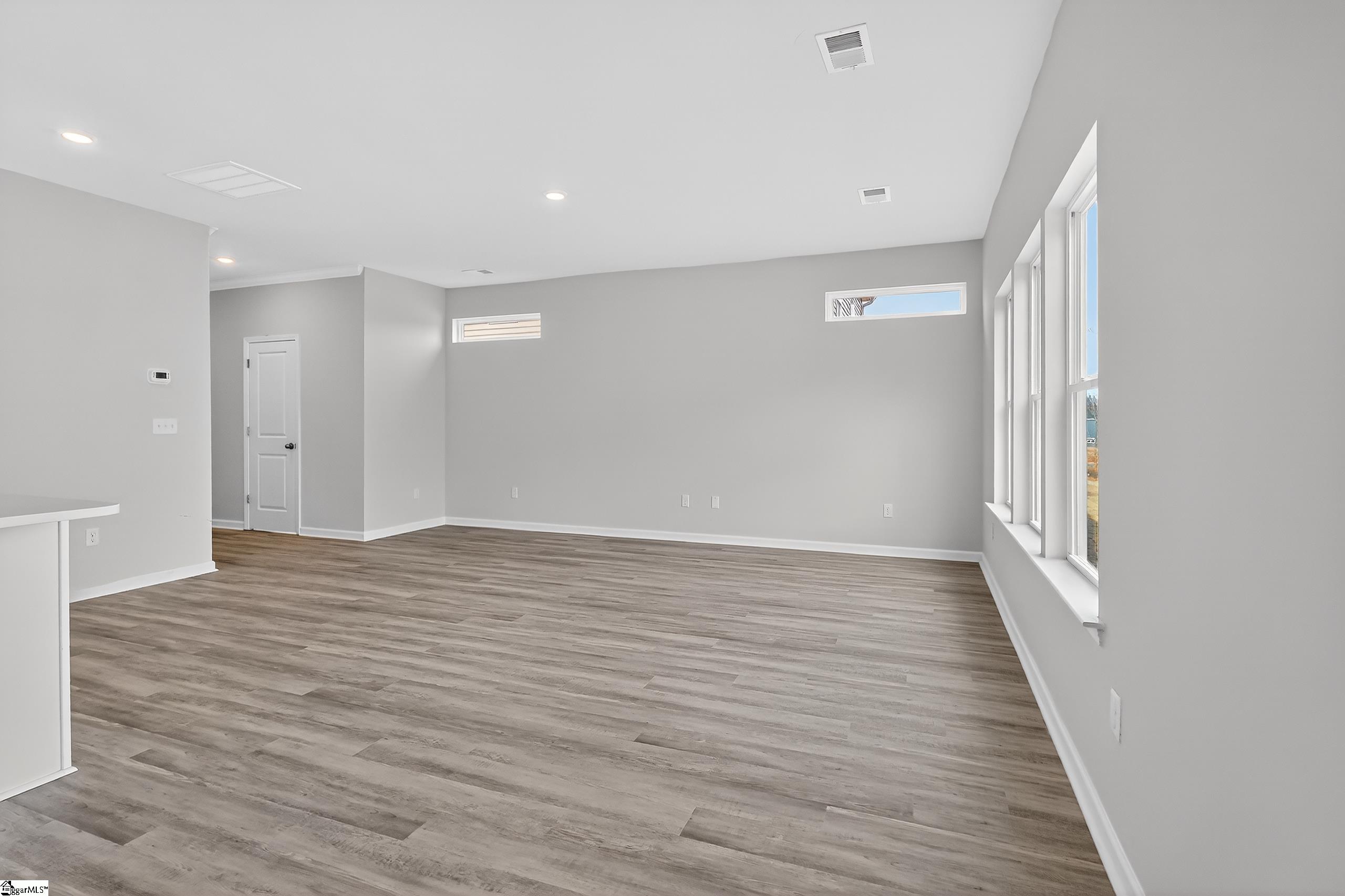 101 Leacock Drive Fountain Inn, SC 29644 - Photo 2 of 32