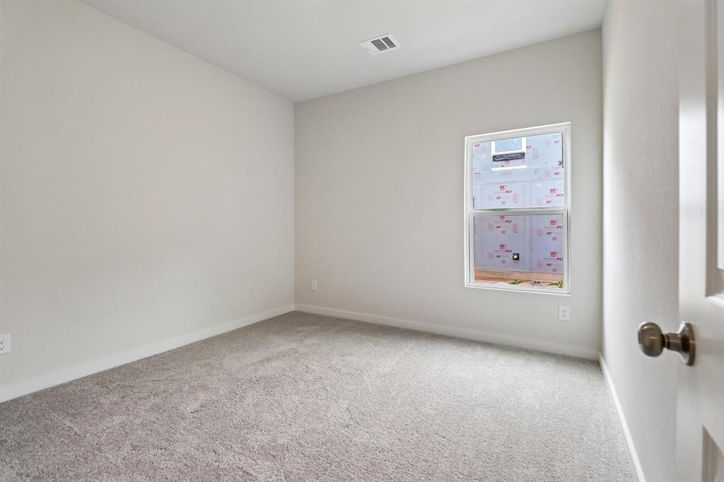 359 Declan Street Springtown, TX 76082 - Photo 27 of 38
