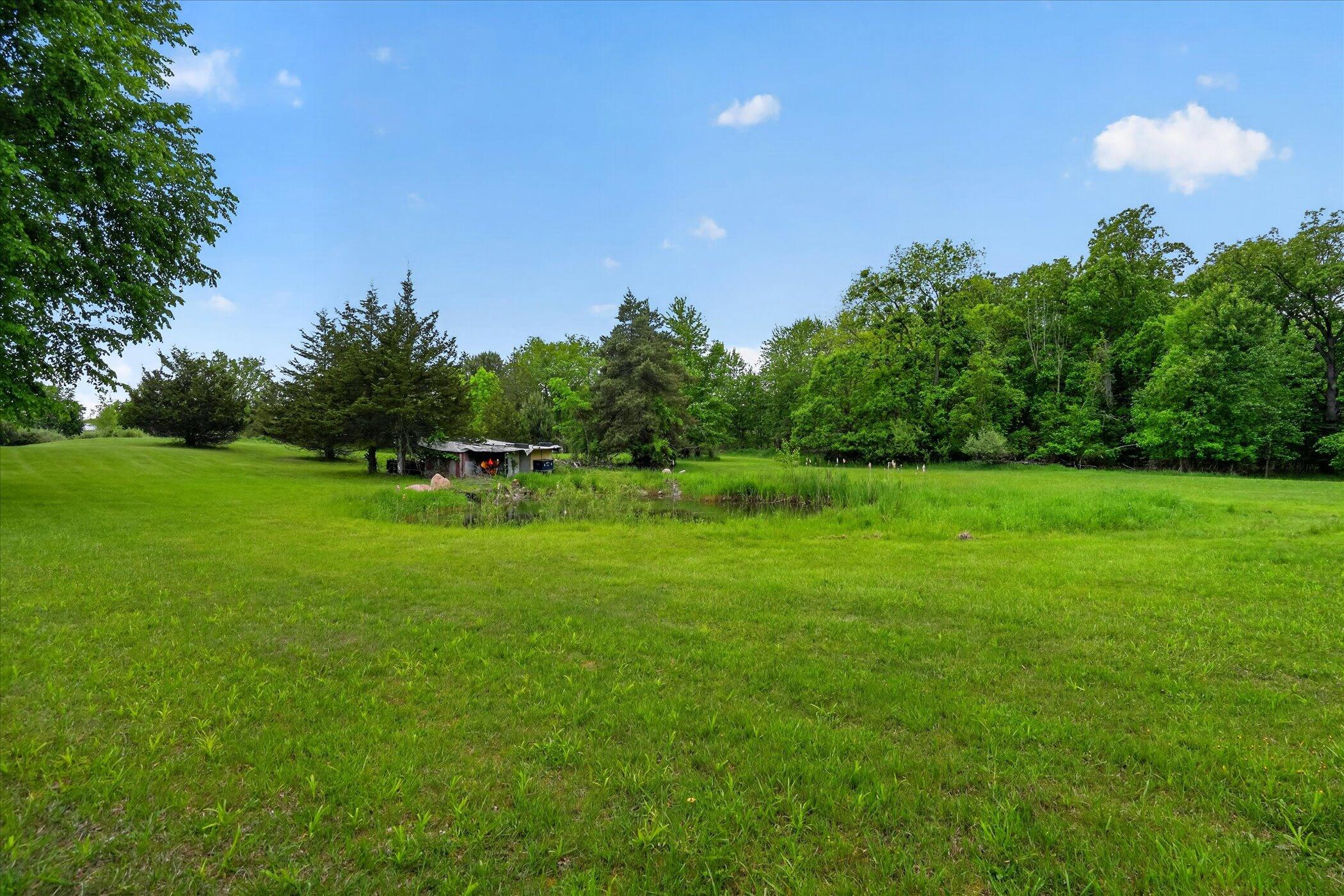 5569 South Corey Road Perry, MI 48872 - Photo 29 of 61 38-5569-S-Corey-Rd-Perry-MI-48872-Window