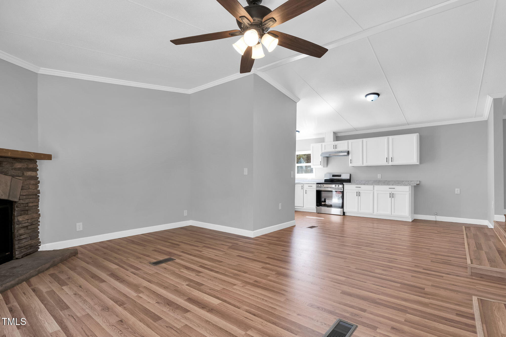 4683 Edwards Road Sanford, NC 27332 - Photo 15 of 41 den/family room