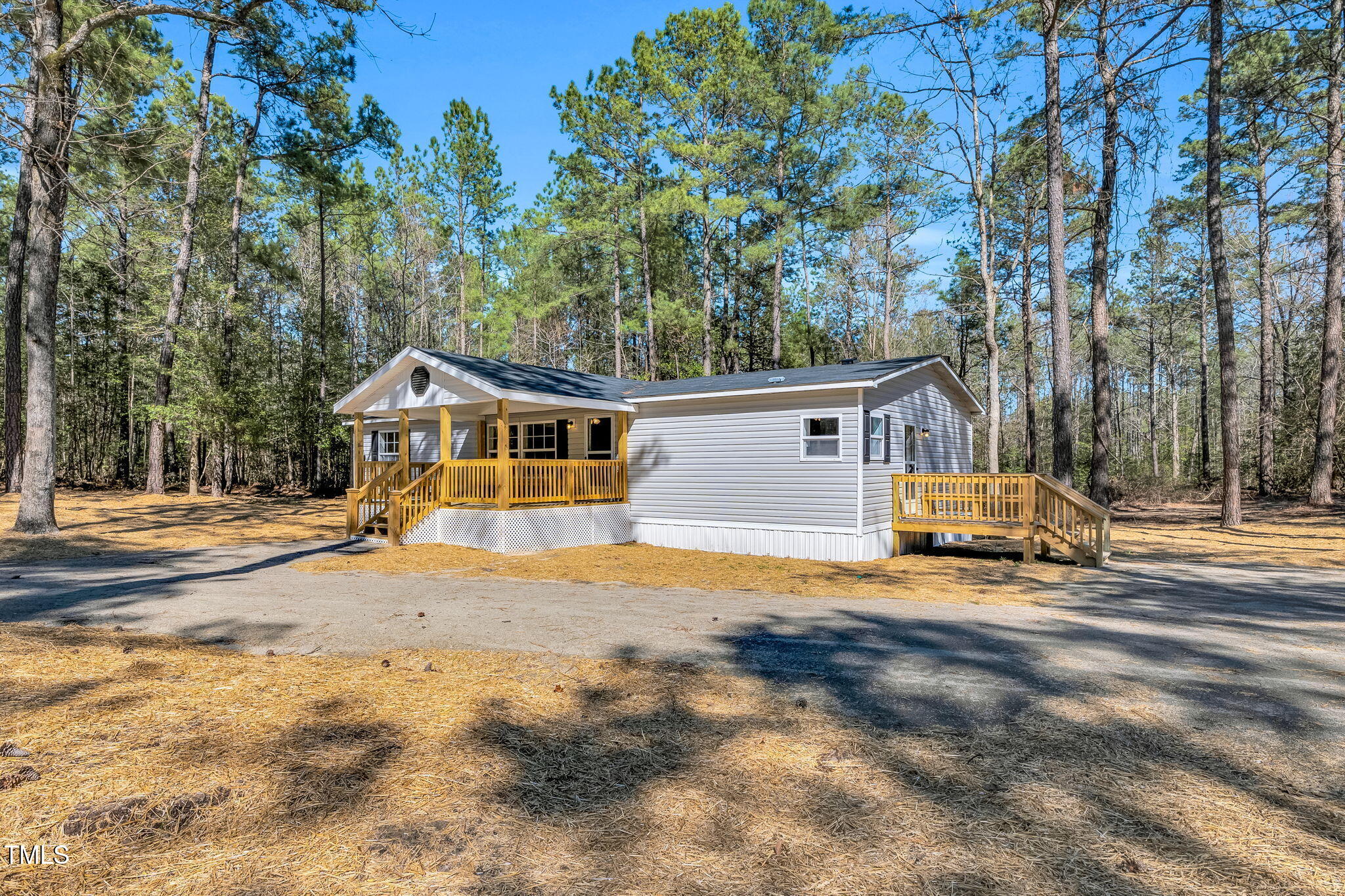 4683 Edwards Road Sanford, NC 27332 - Photo 5 of 41 2-web-or-mls-P1464517