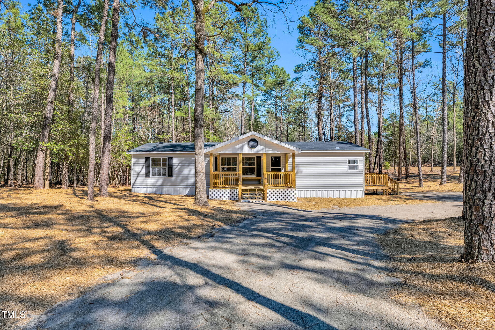 4683 Edwards Road Sanford, NC 27332 - Photo 6 of 41 3-web-or-mls-P1464507