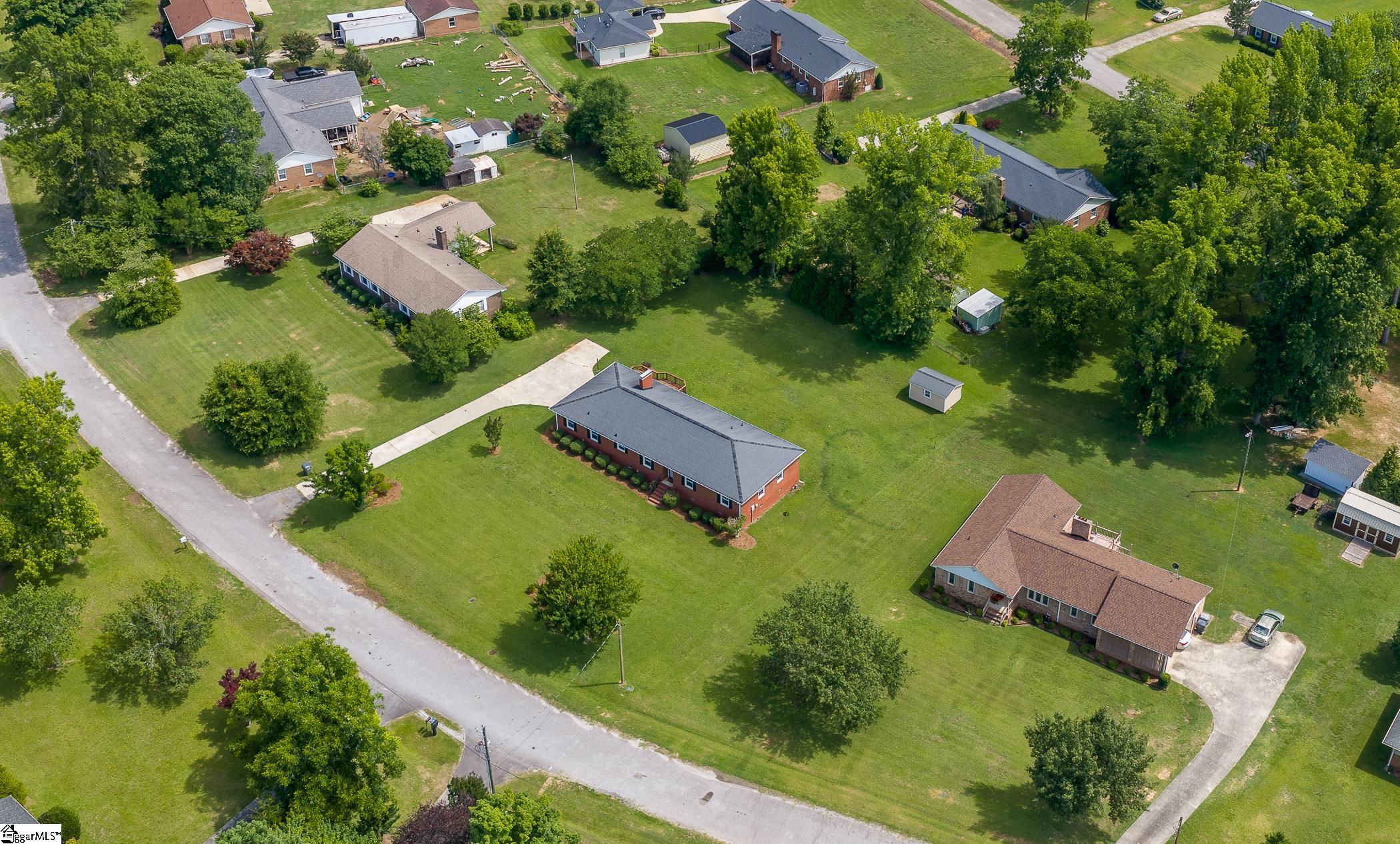 107 Lemon Tree Trail Laurens, SC 29360 - Photo 40 of 42