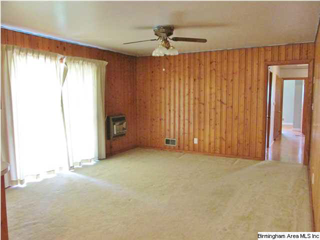 7182 Rowan Road Leeds, AL 35094 - Photo 3 of 8