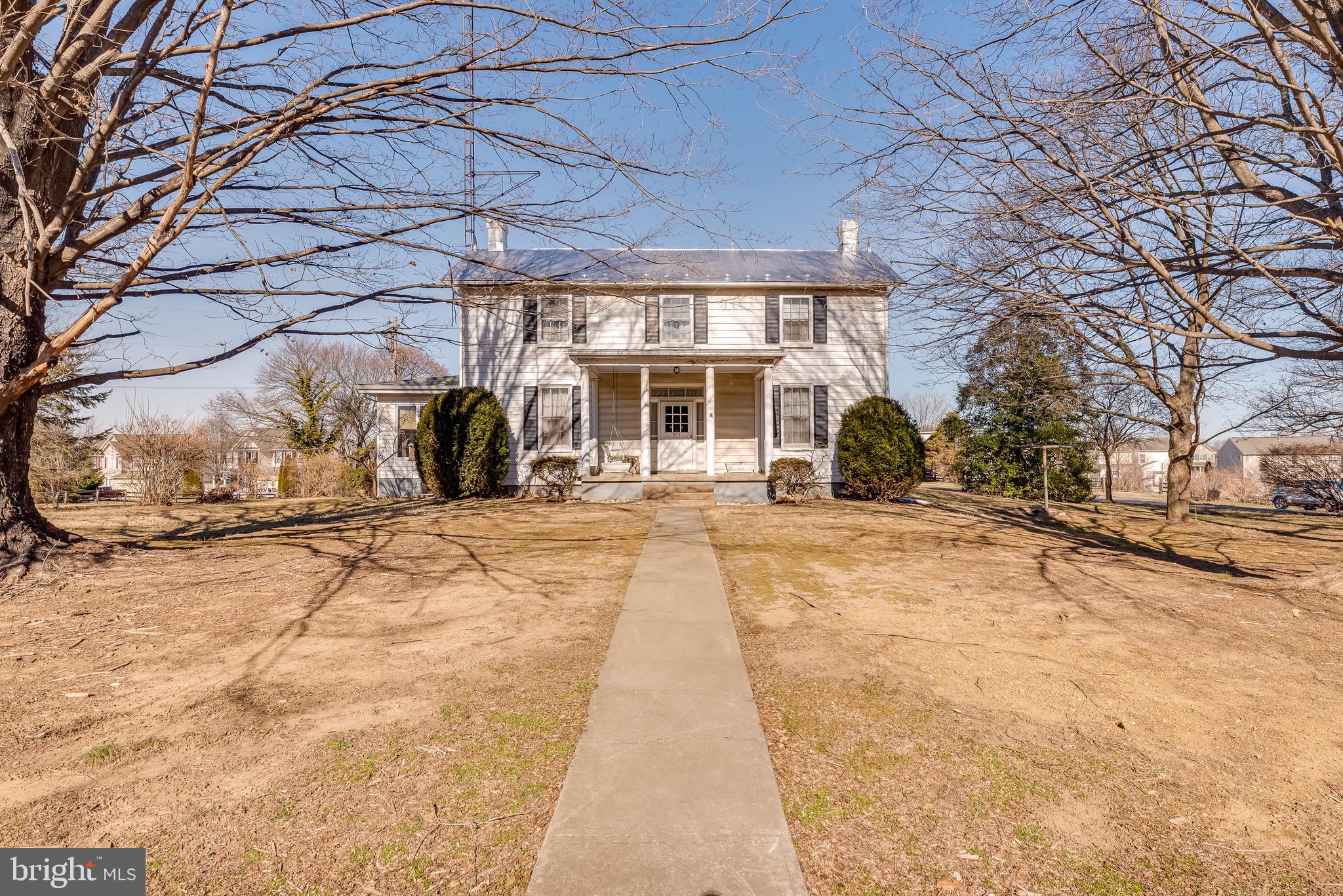 911 Keyes Ferry Road Charles Town, WV 25414 - Photo 2 of 97 Gallery Image 2