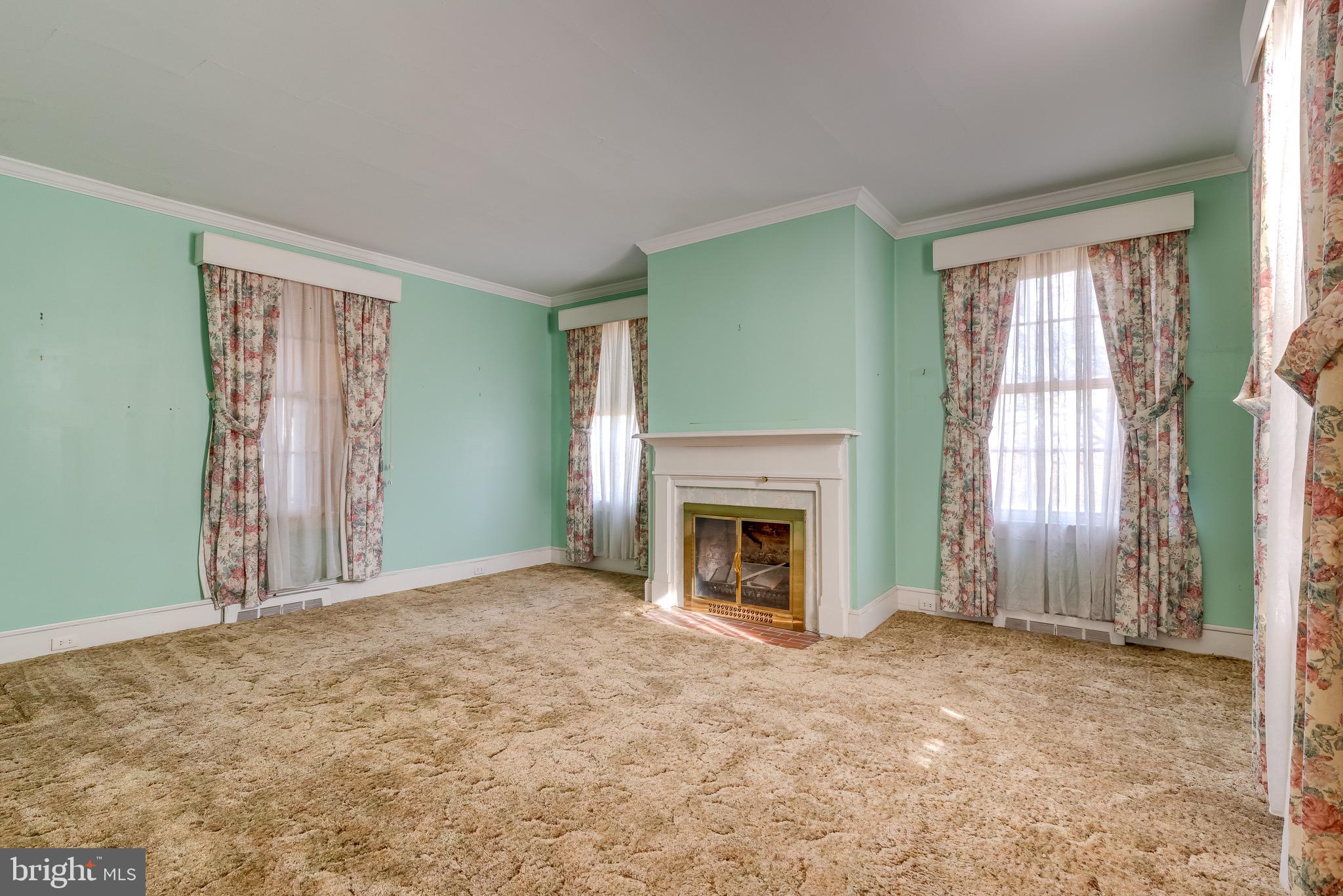 911 Keyes Ferry Road Charles Town, WV 25414 - Photo 11 of 97 Gallery Image 11
