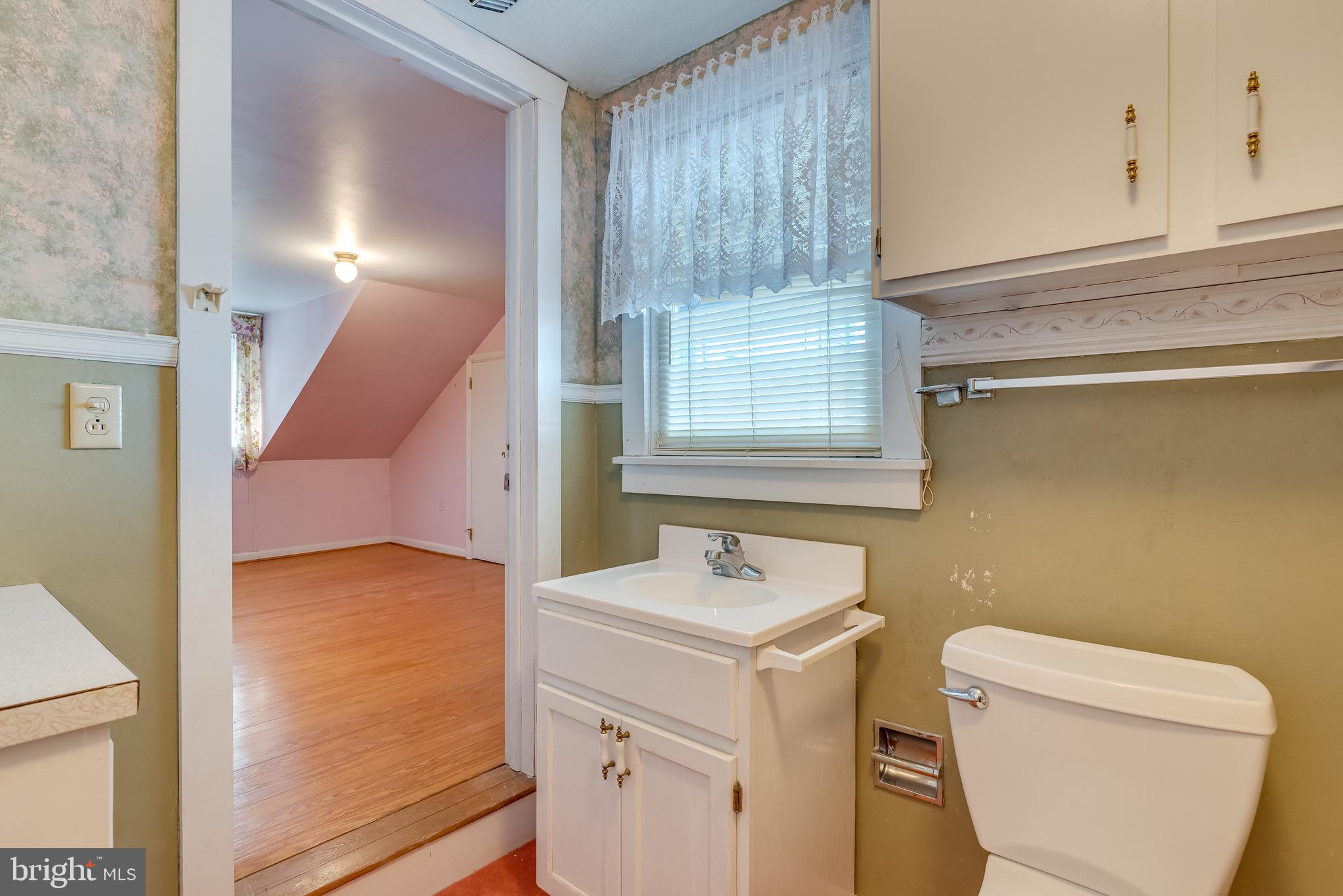 911 Keyes Ferry Road Charles Town, WV 25414 - Photo 15 of 97 Gallery Image 15