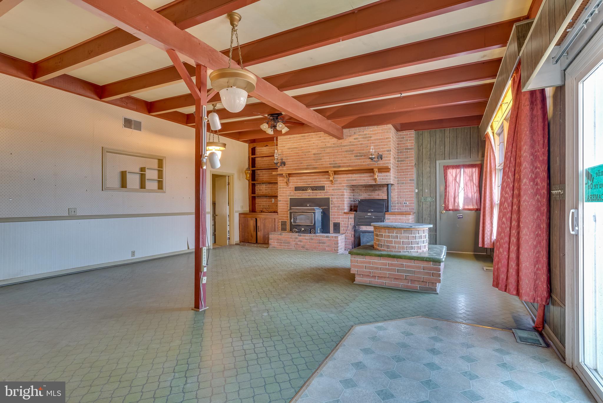 911 Keyes Ferry Road Charles Town, WV 25414 - Photo 37 of 97 Gallery Image 37