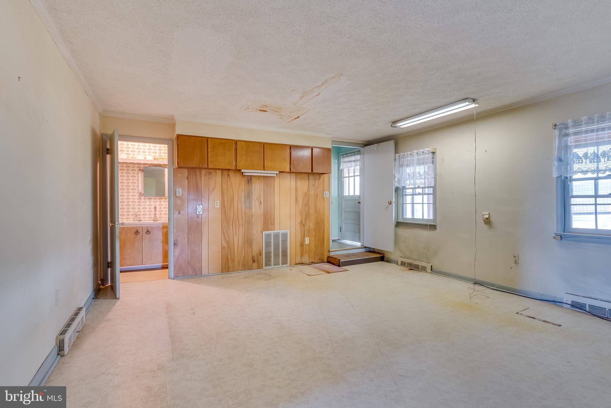 911 Keyes Ferry Road Charles Town, WV 25414 - Photo 43 of 97 Gallery Image 43