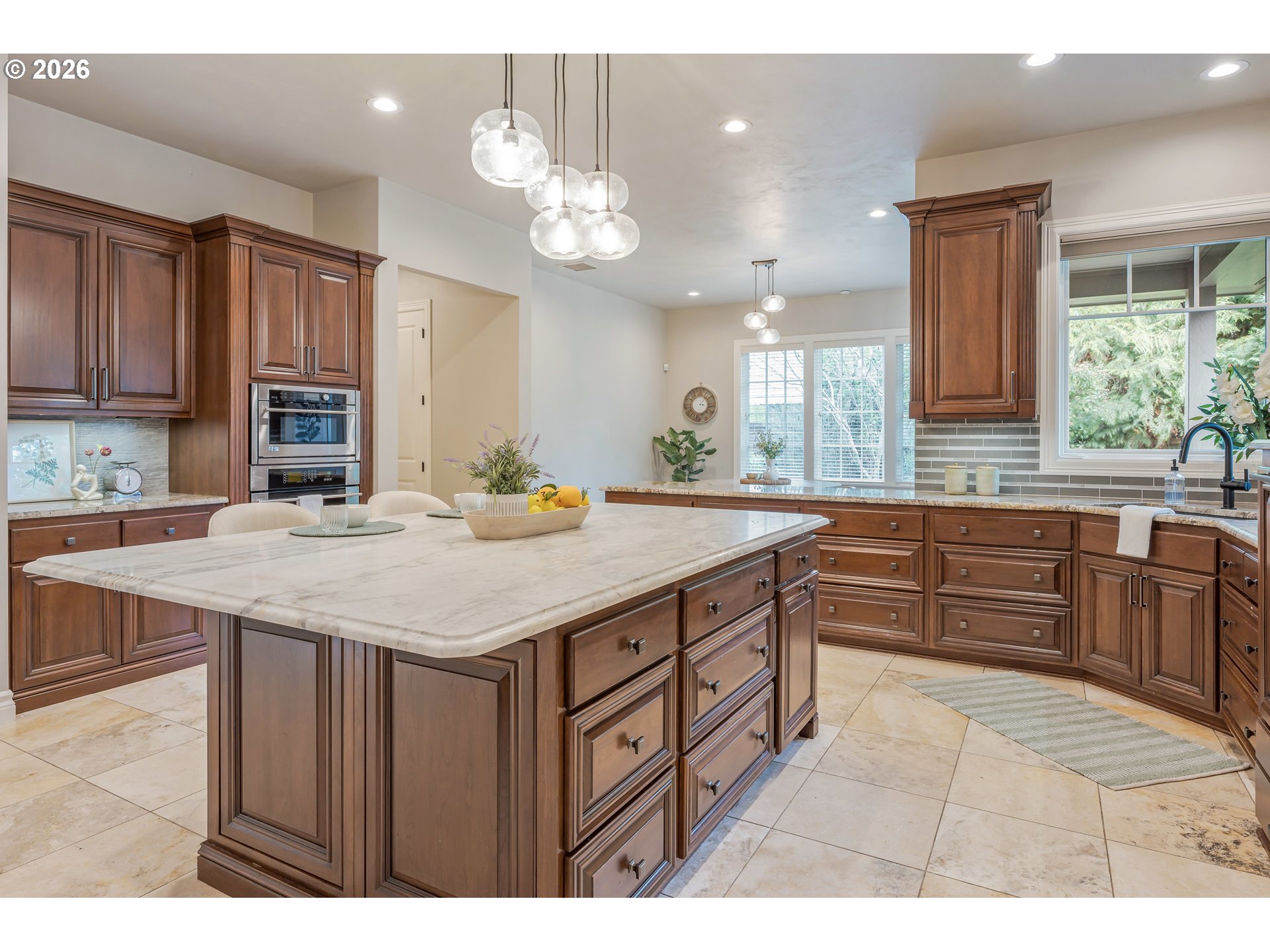 3689 Marcella Drive Eugene, OR 97408 - Photo 12 of 48