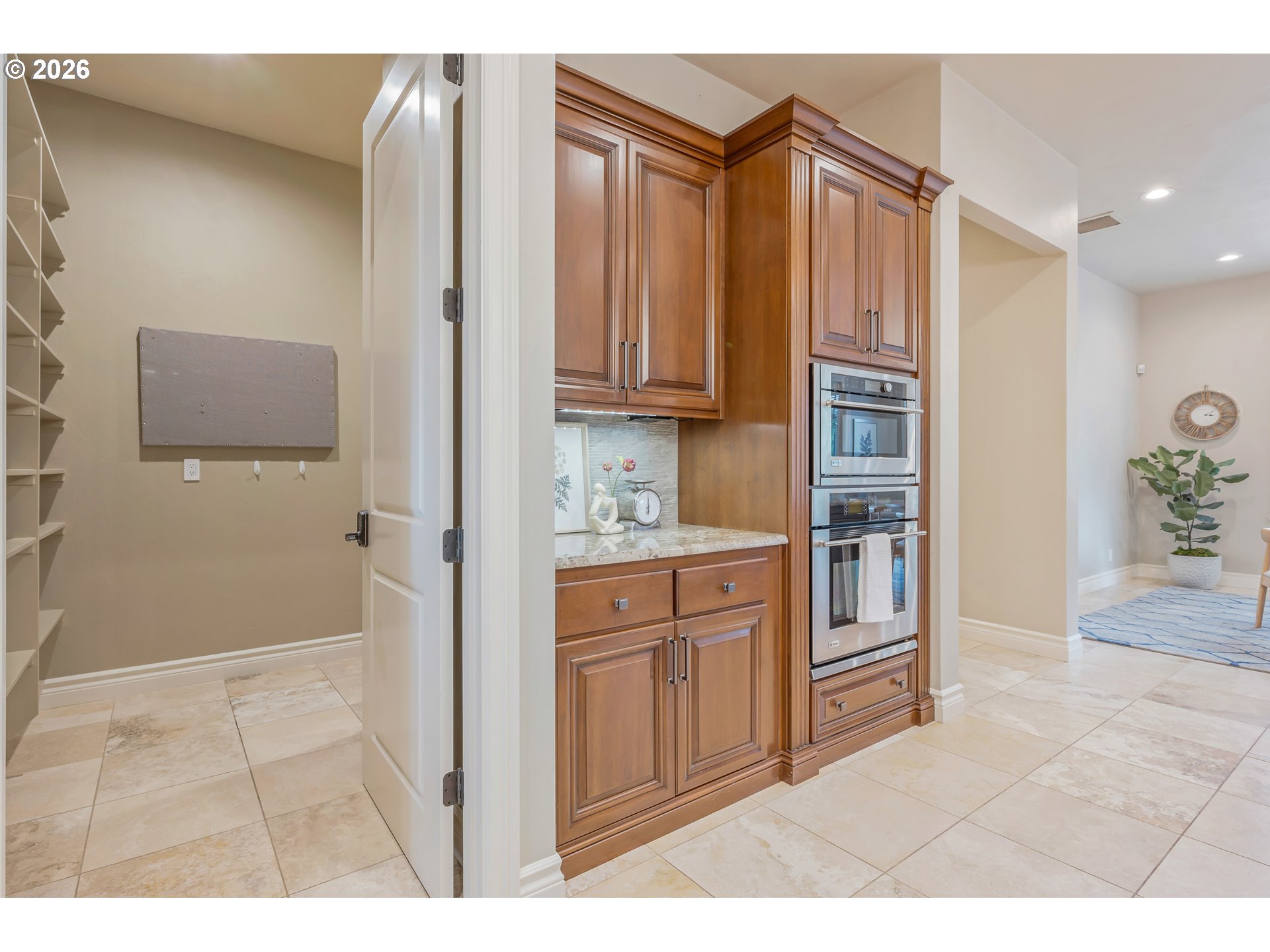 3689 Marcella Drive Eugene, OR 97408 - Photo 15 of 48