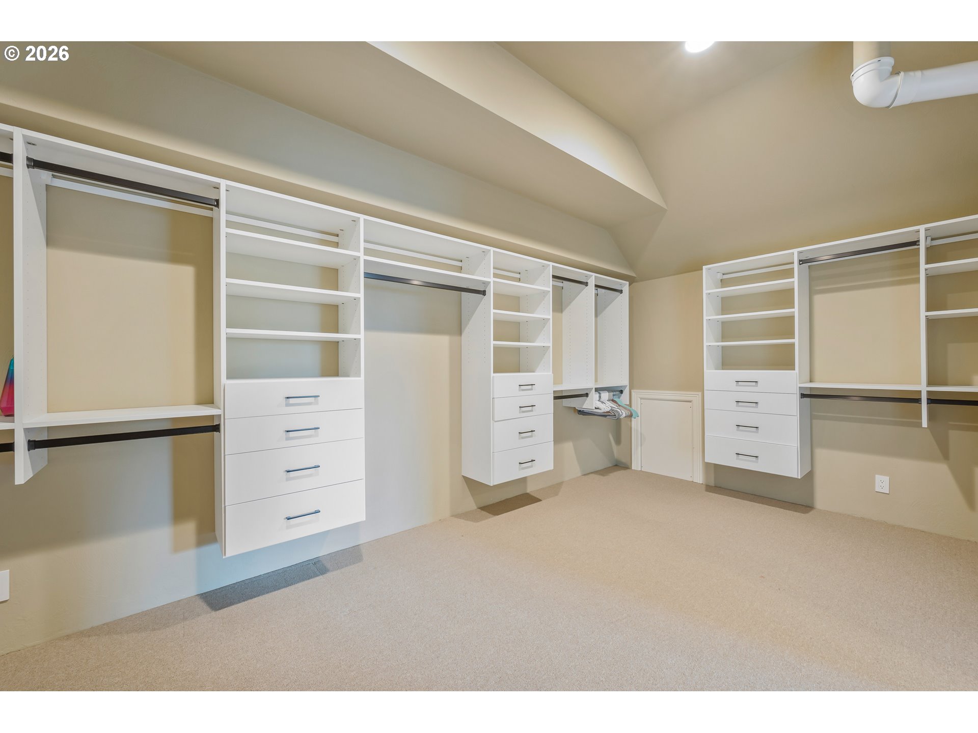 3689 Marcella Drive Eugene, OR 97408 - Photo 37 of 48