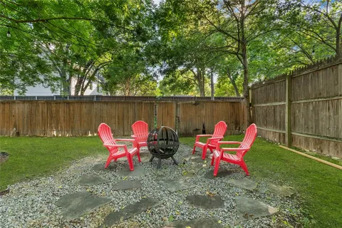 $555,000 | 11621 Tuscany Way, Dallas, TX 75218