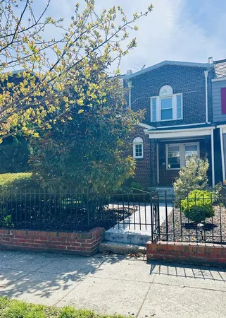 $3,650 | 1911 D Street Northeast, Washington, DC 20002