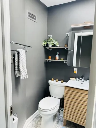 $3,650 | 1911 D Street Northeast, Washington, DC 20002