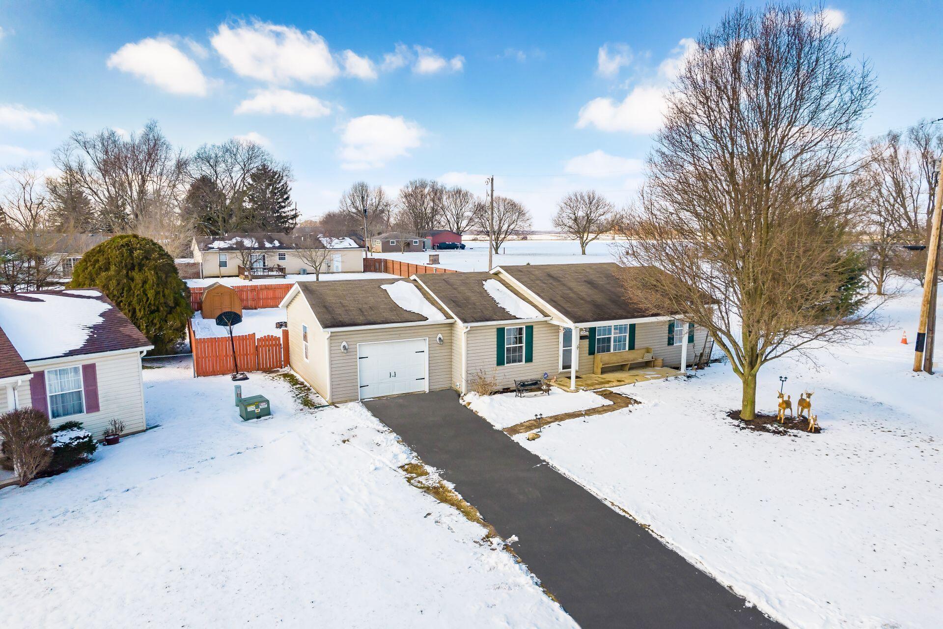 5040 Cook Road South Bloomfield, OH 43103 - Photo 7 of 42 Front